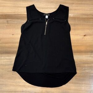 Simply Styled Black Sleeveless Blouse with Zipper